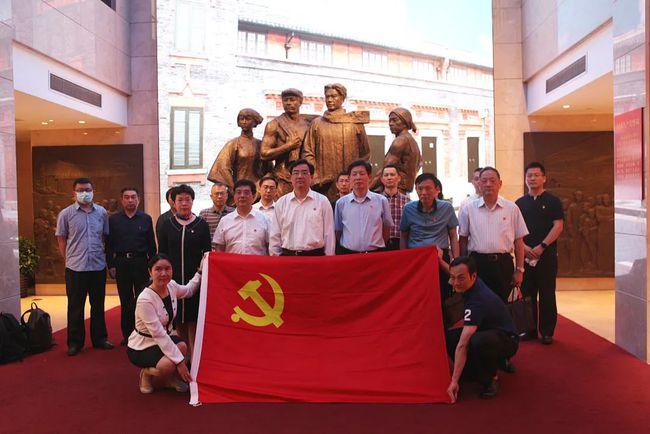 郑钦文首进澳网女单决赛,若能夺冠“钱”途无量